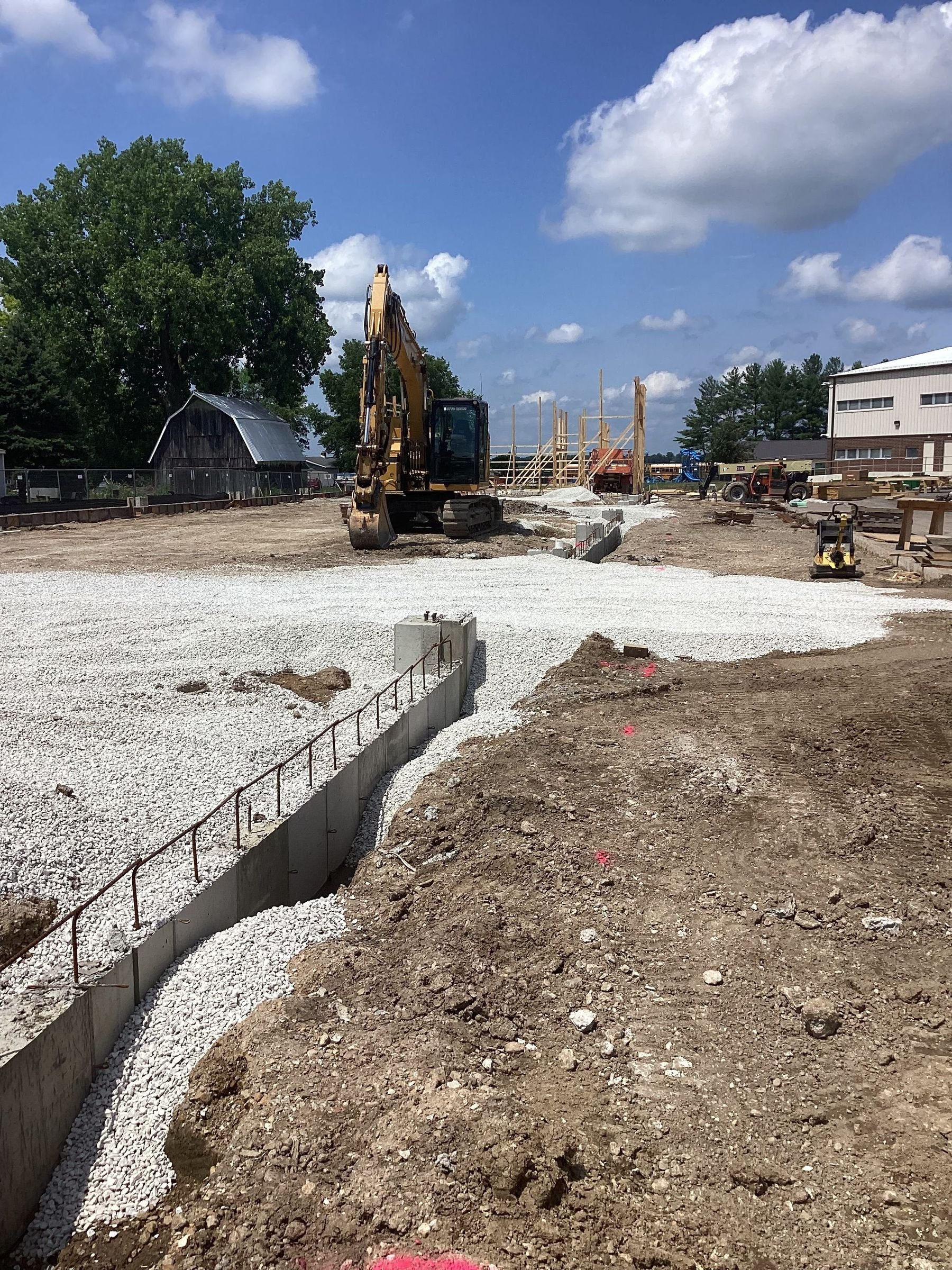 Illini Bluffs Solar Bus Barn